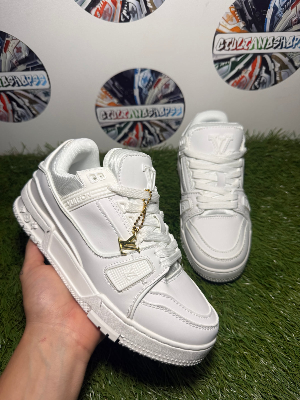 Louis Vuitton Trainer -  Total White