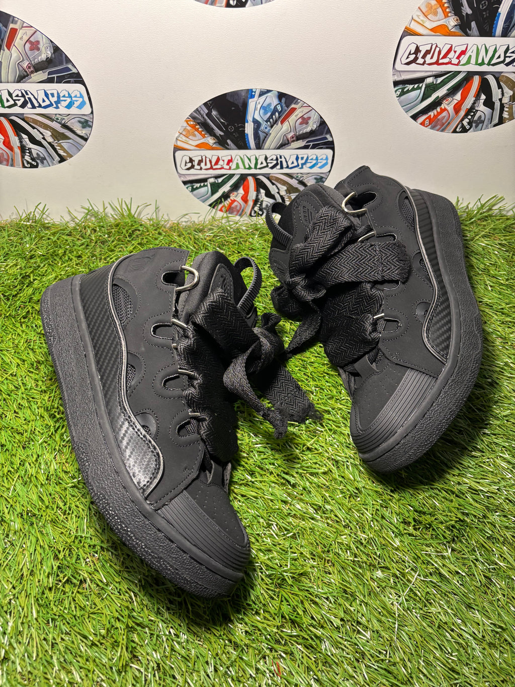 Lanvin Curb Triple Black