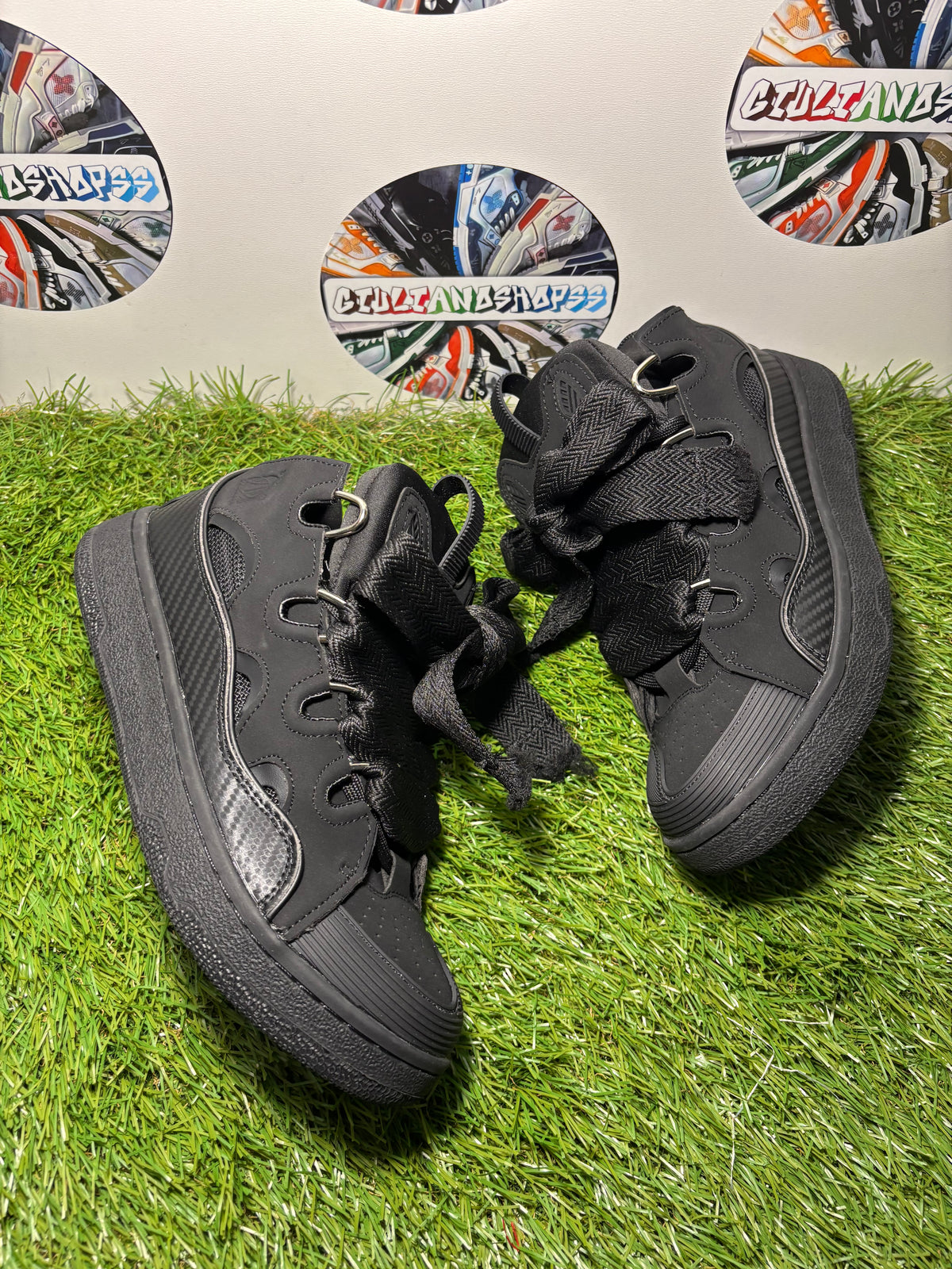 Lanvin Curb Triple Black