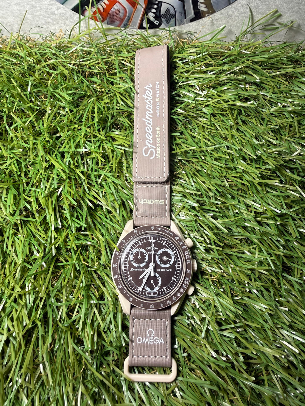 Omega Swatch Marrone/Biege