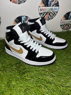 Nike Air Jordan 1 High - Black/Gold