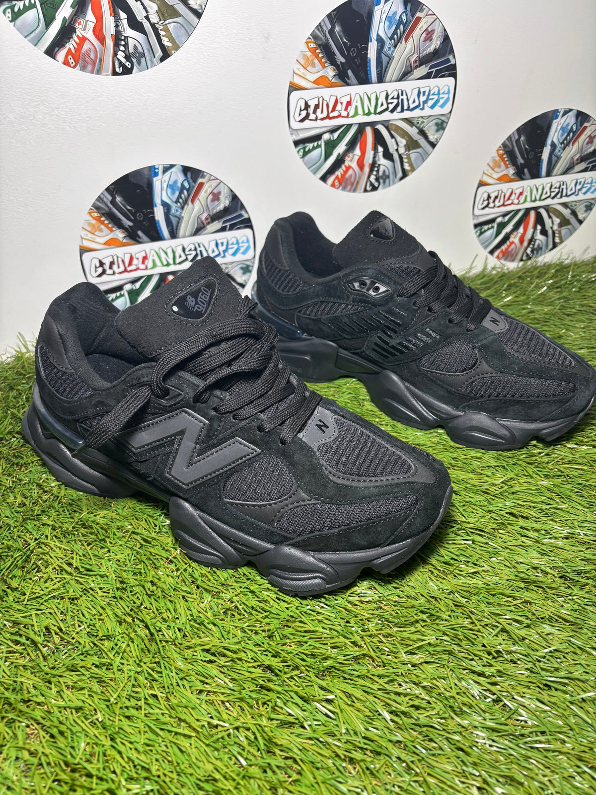 New Balance 9060 Triple Black