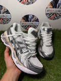 ASICS Gel-Kayano 14 - Argento/Nero