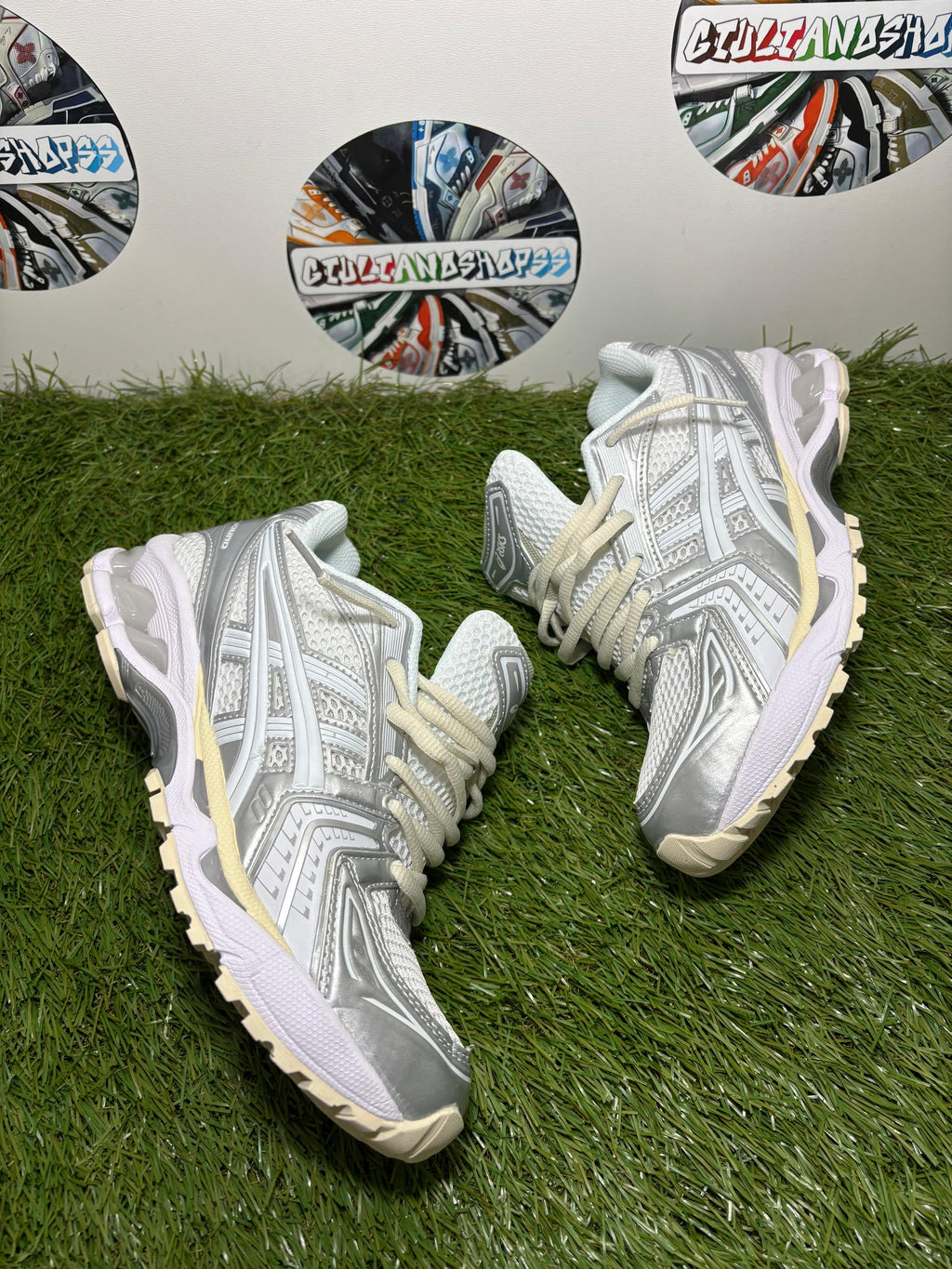ASICS Gel-Kayano 14 - Bianca/Argento