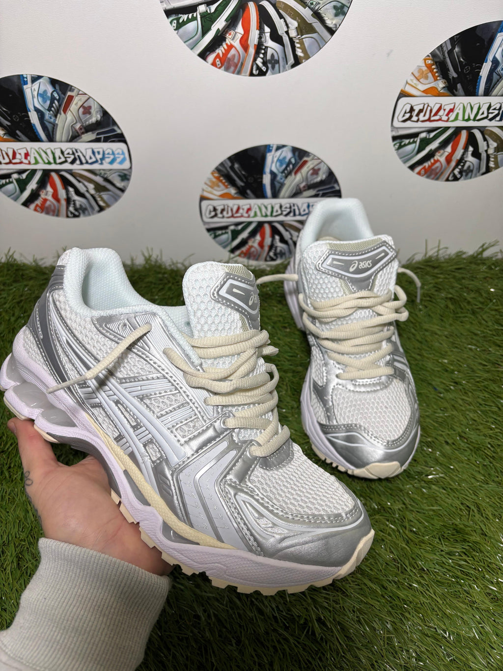 ASICS Gel-Kayano 14 - Bianca/Argento