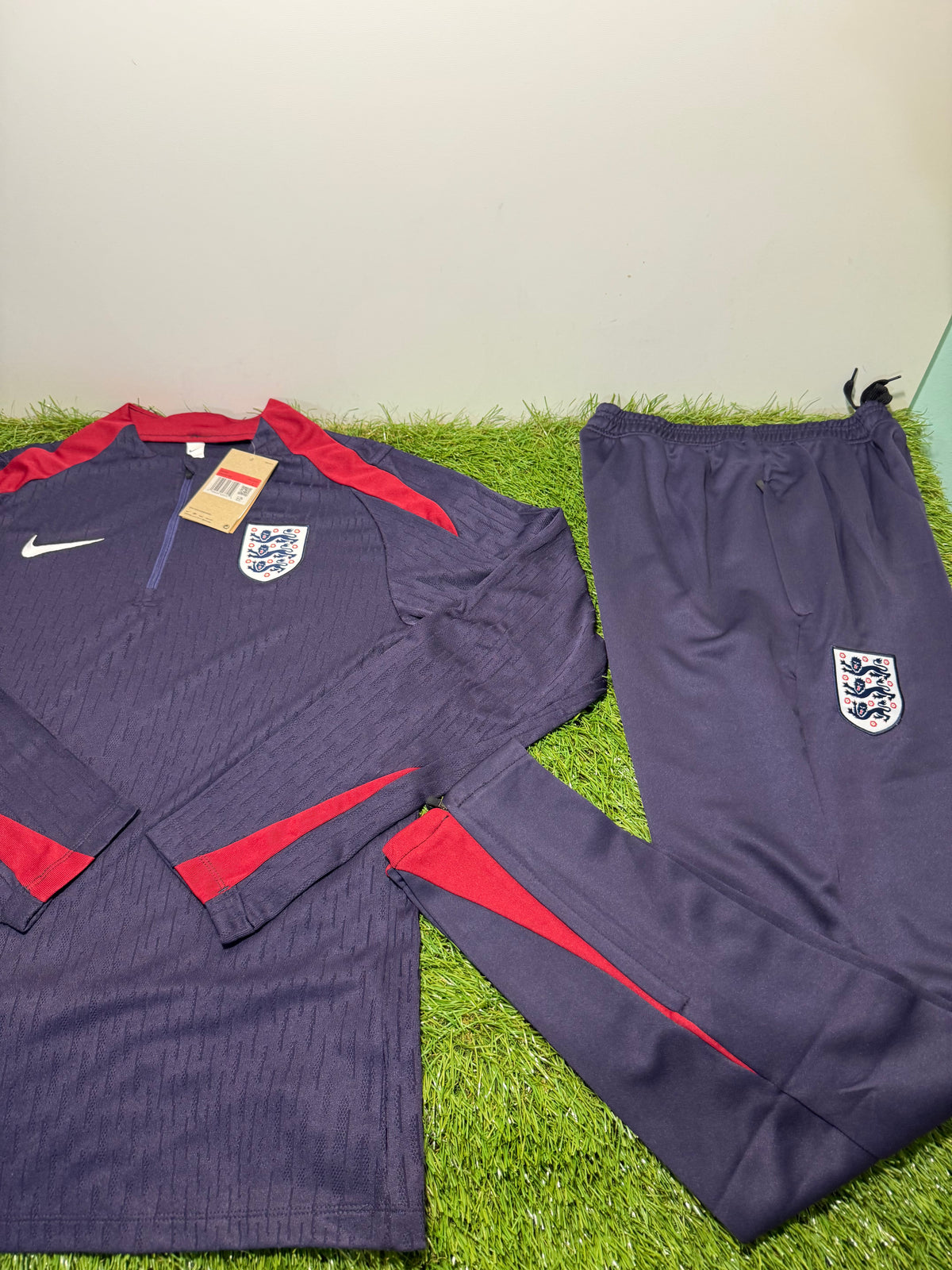 Tuta Calcio Inghilterra Viola Scuro/Rosso