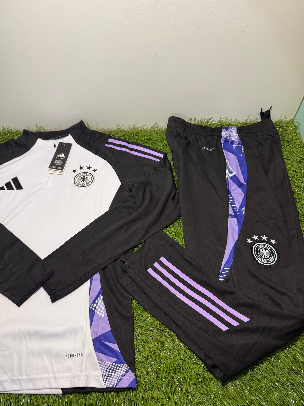 Tuta Calcio Germania Bianco/Nero/Viola