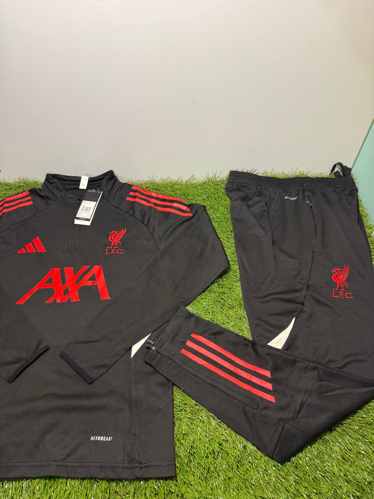 Tuta Calcio Liverpool Nero/Rosso