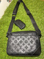 Louis Vuitton Trio Messenger Empreinte Nero