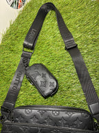 Louis Vuitton Trio Messenger Empreinte Nero