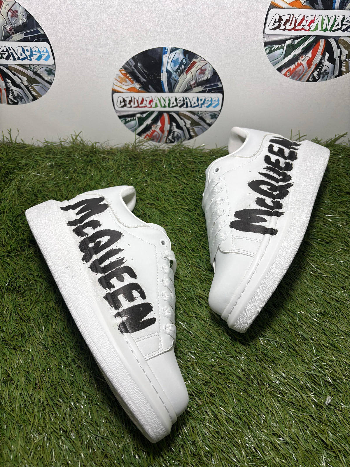 Alexander McQueen Oversized Graffiti - Bianca