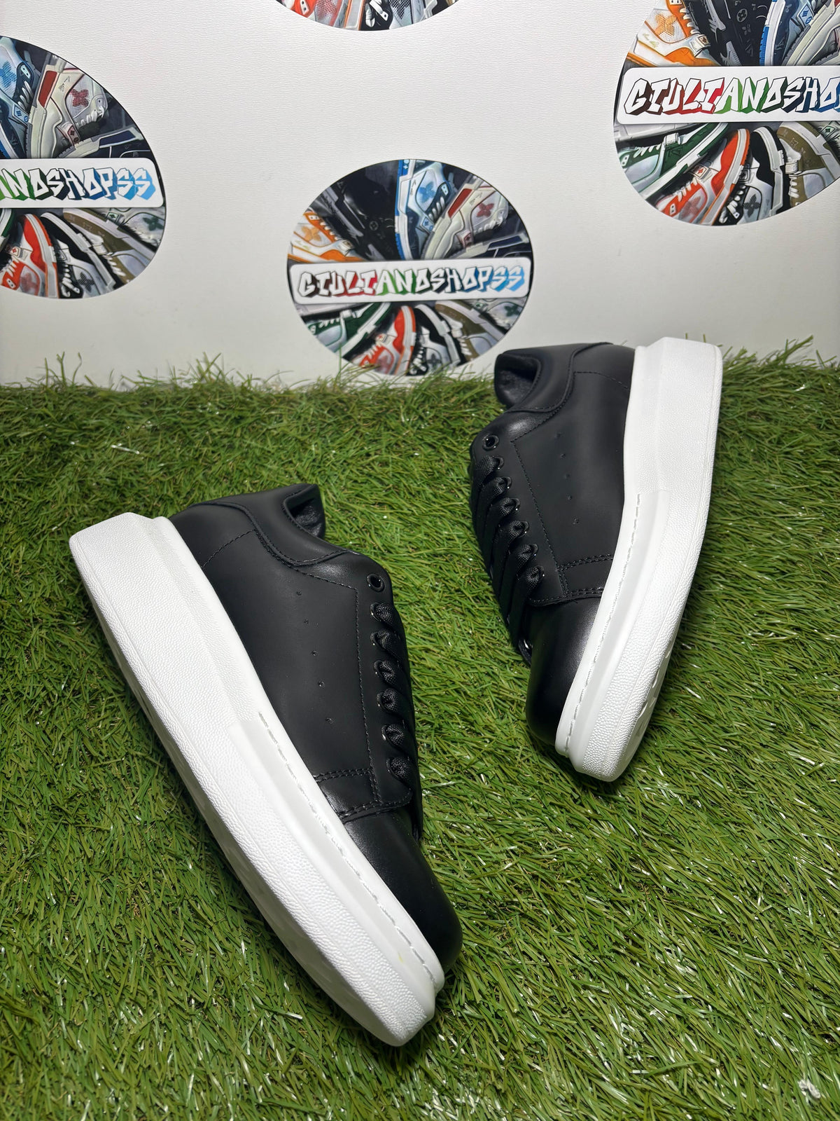 Alexander McQueen Oversized Sneaker - Nera/Suola Bianca