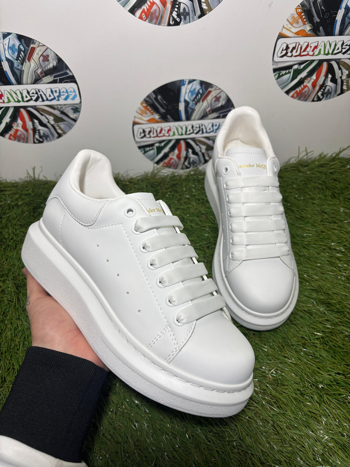 Alexander McQueen Oversized Sneaker - Bianca